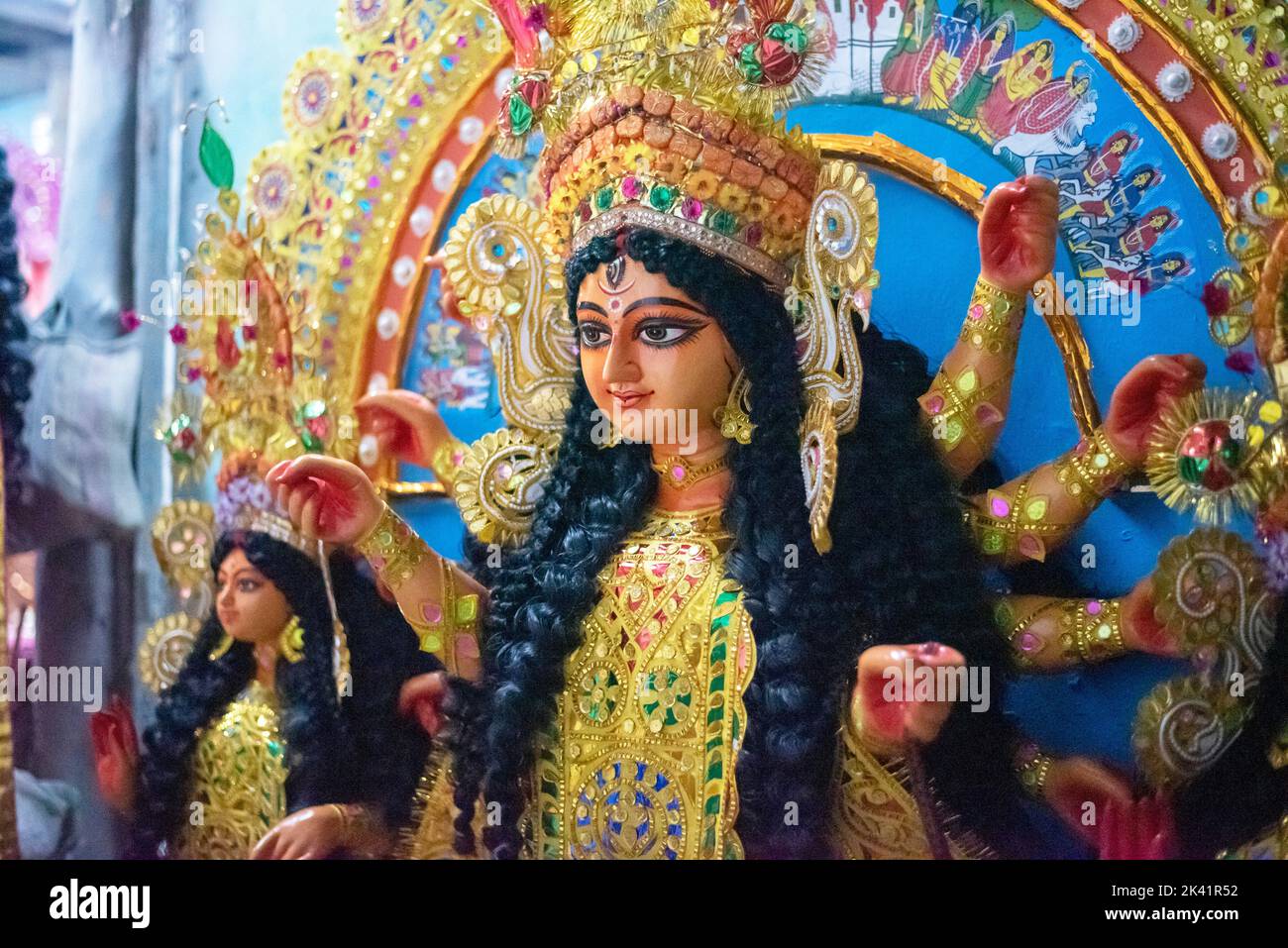 Nahaufnahme der hinduistischen Idol Göttin Durga Puja mandap bereit zu gehen Stockfoto