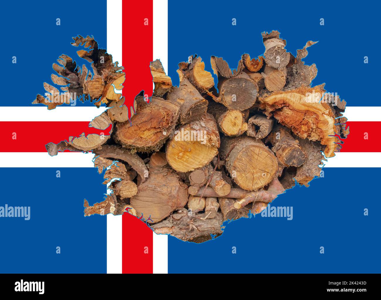 Übersichtskarte von Island mit dem Bild der Nationalflagge. Brennholz auf der Karte. Collage. Energiekrise. Stockfoto