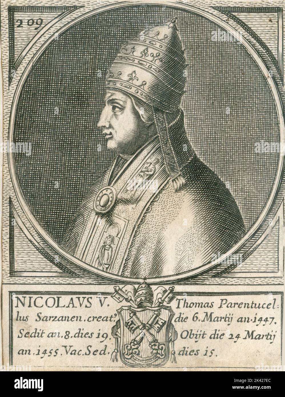 Porträt von Papst Nicolaus V., Stich aus dem Summorum Romanorum Pontificum von Giovanni Giacomo de' Rossi, 1675 Stockfoto