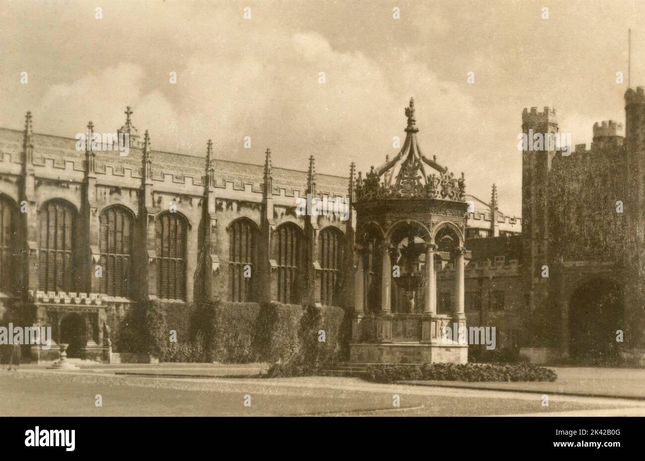 Blick auf den Great Court am Trinity College, Cambridge, Großbritannien 1930s Stockfoto