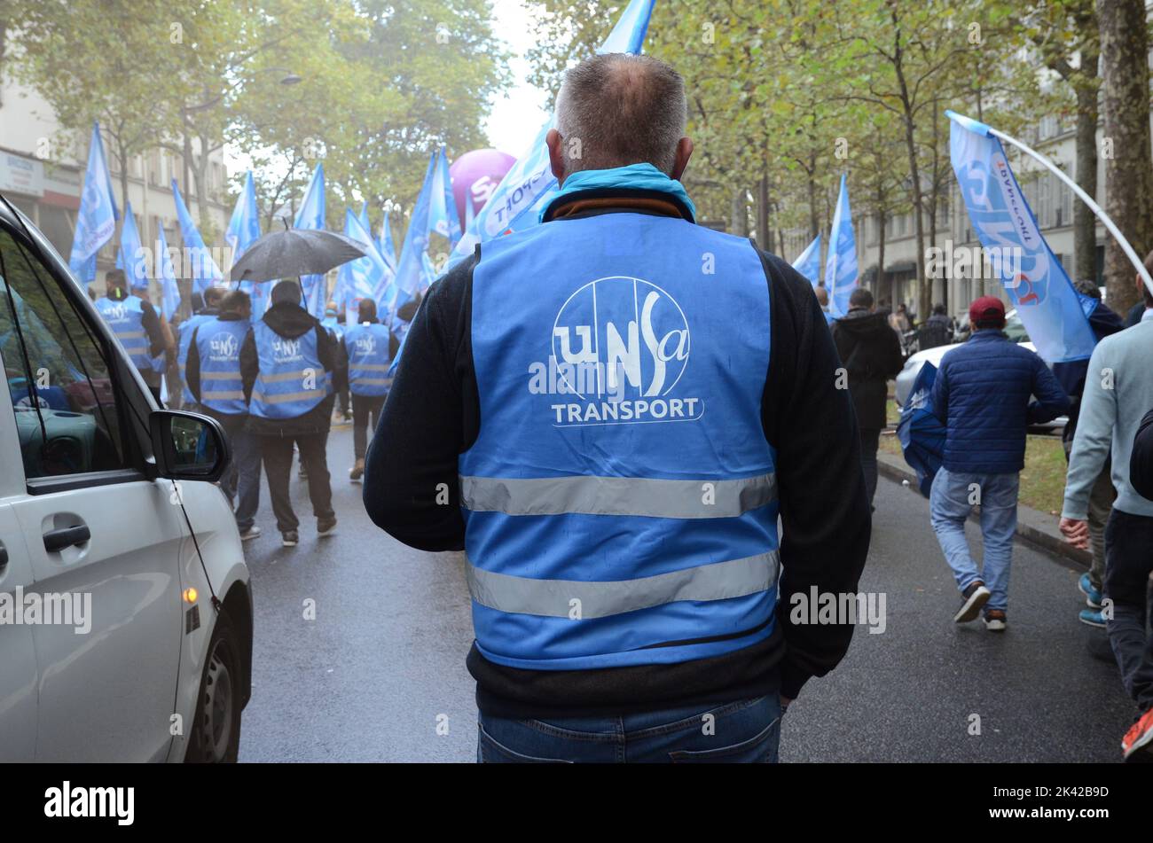 la Manifestation interprofessionnelle fait le plein à Paris, les augmentations salariales faisaient parts des principales revendications Stockfoto