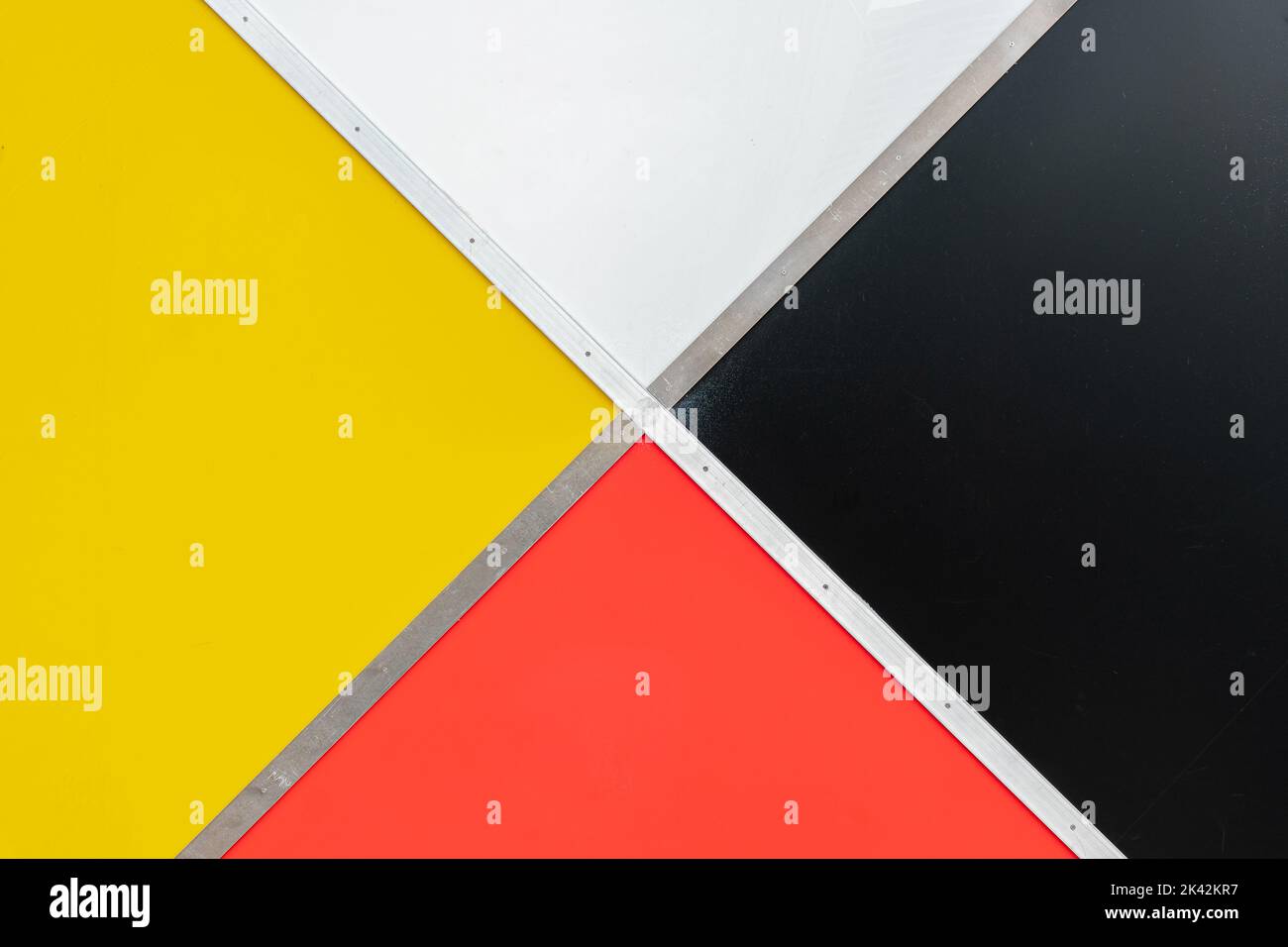 Medizinrad als Symbol des nationalen Tages der indigenen Völker. Vier Farben Stockfoto