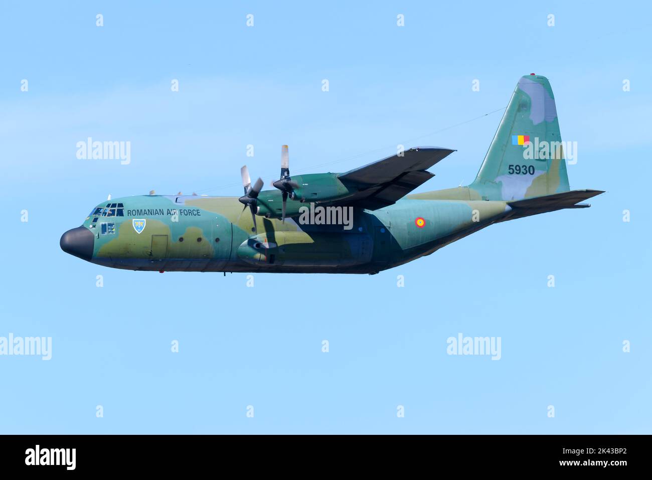 Rumänien Flugzeug der Luftwaffe Antonov C130 Hercules am Flughafen