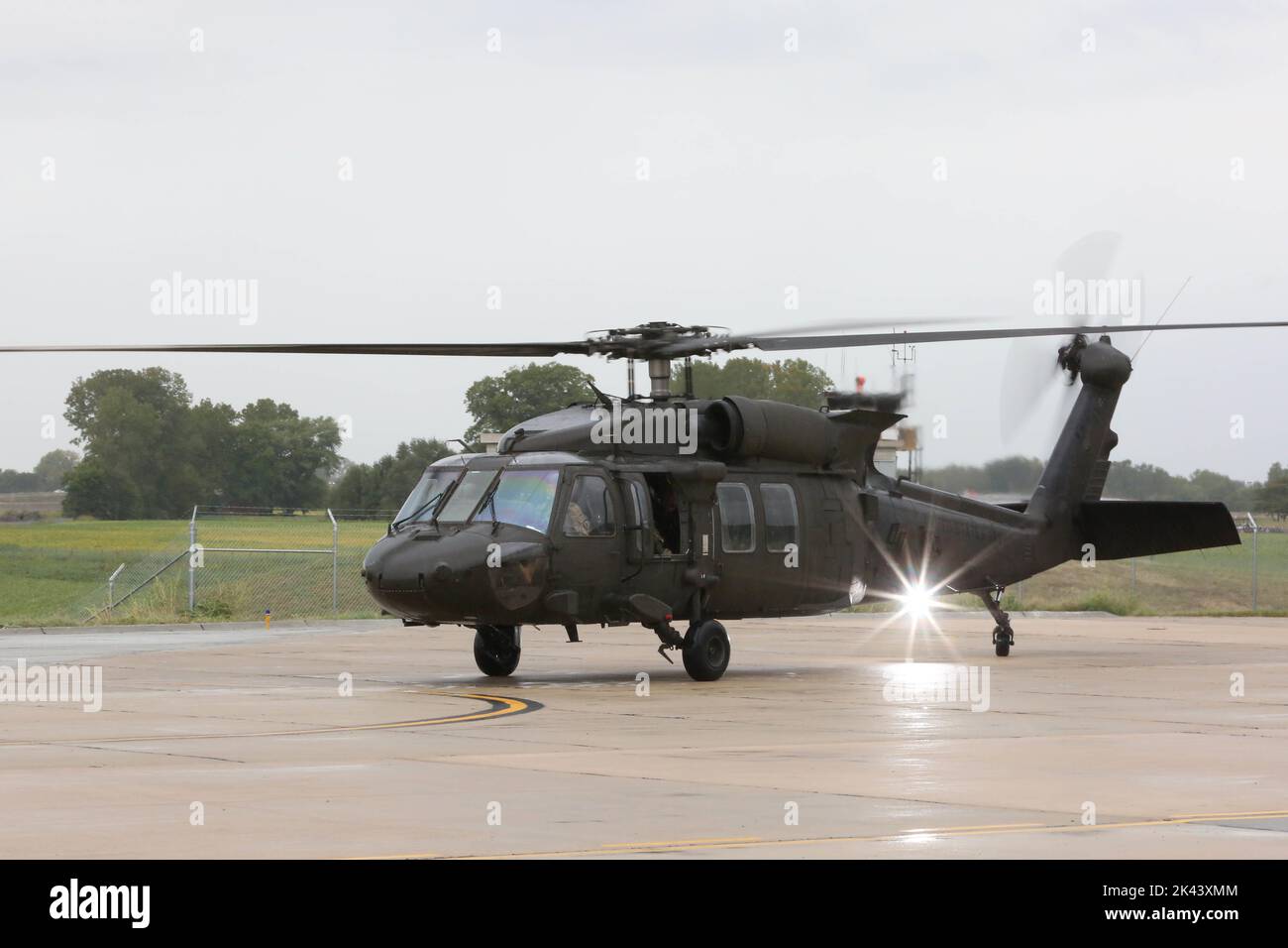 chief-warrant-officer-five-cw5-patrick-j-muenks-startet-auf-seinem