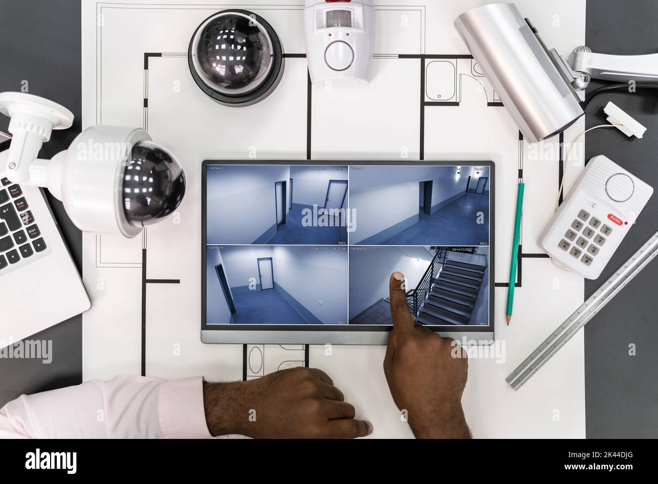 Überwachung von CCTV-Überwachungsgeräten und Alarmmeldersystemen Stockfoto