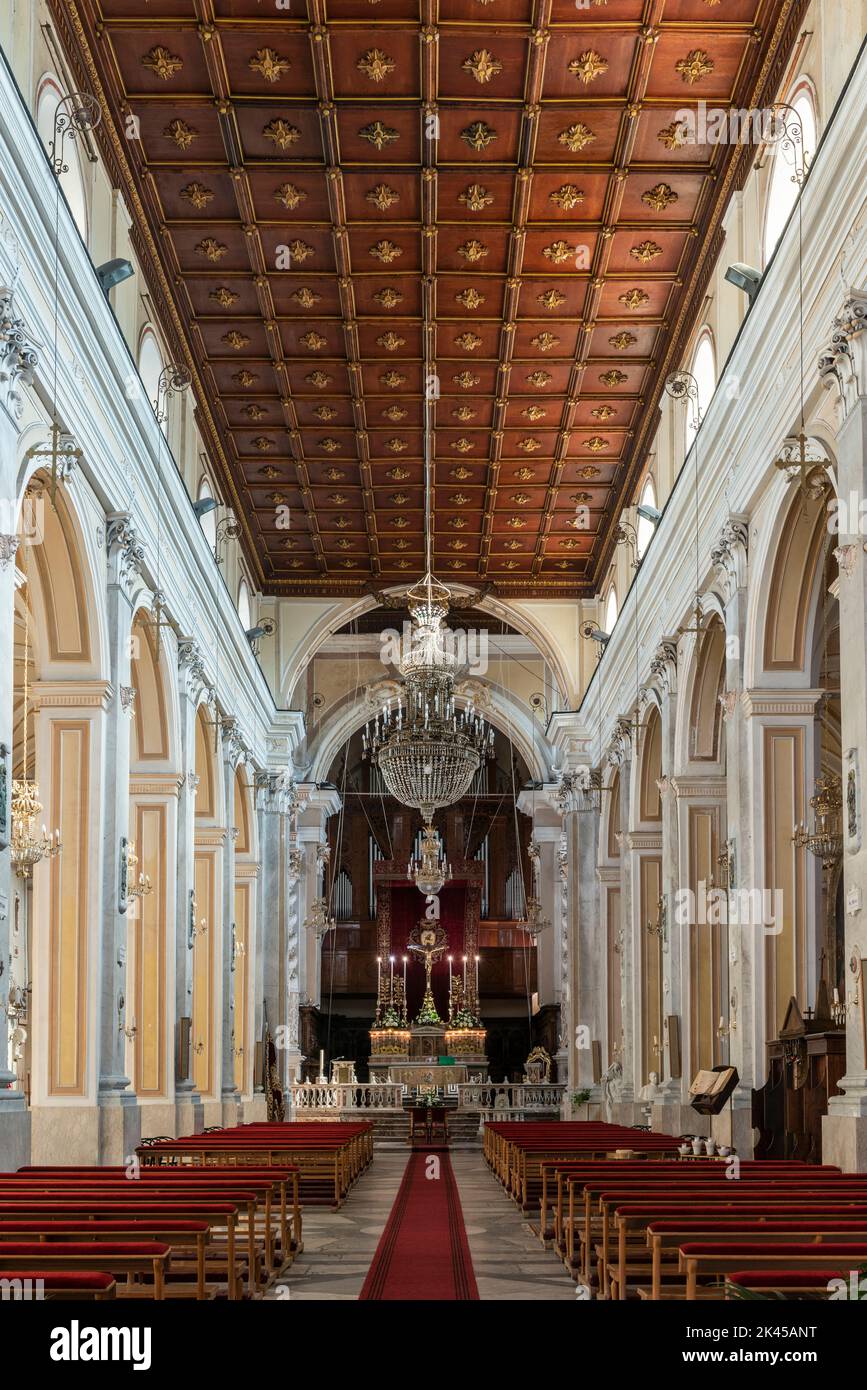 Das Innere der Chiesa Matrice von 17c in Linguaglossa, Sizilien Stockfoto