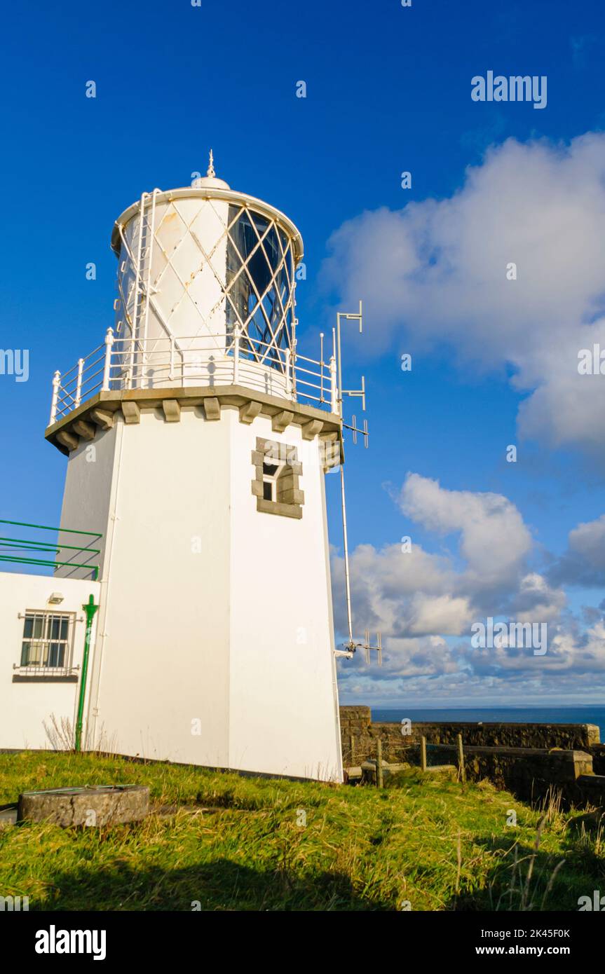 Blackhead Lighthouse, betrieben vom Kommissar für Irische Lichter, Whitehead, County Antrim, Nordirland, Vereinigtes Königreich, VEREINIGTES KÖNIGREICH Stockfoto Blackhead Lighthouse, betrieben vom Kommissar für Irische Lichter, Whitehead, County Antrim, Nordirland, Vereinigtes Königreich, VEREINIGTES KÖNIGREICH Stockfoto