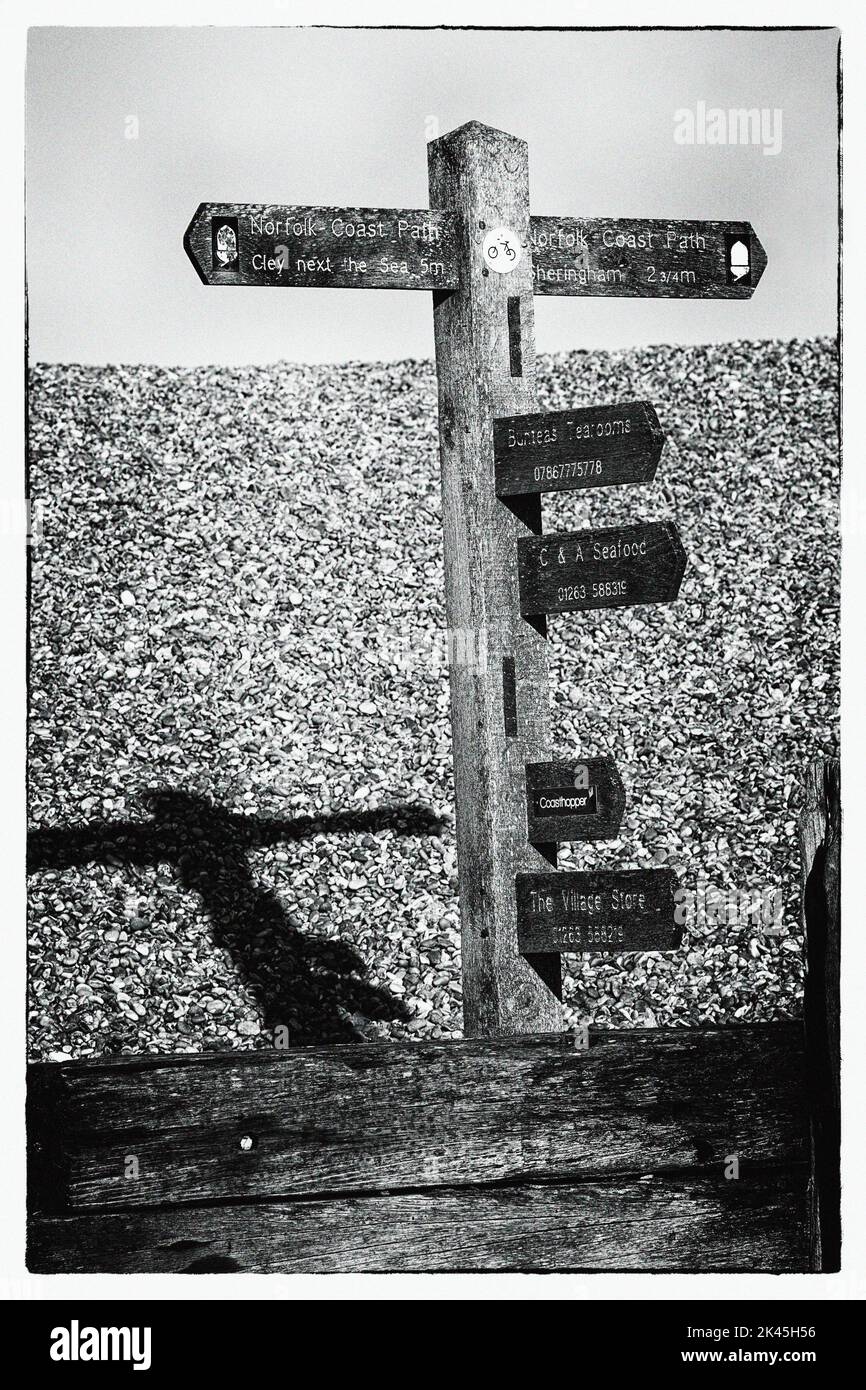 Holzschild für Nord norfolk Küste Weg weybourne norfolk england Stockfoto