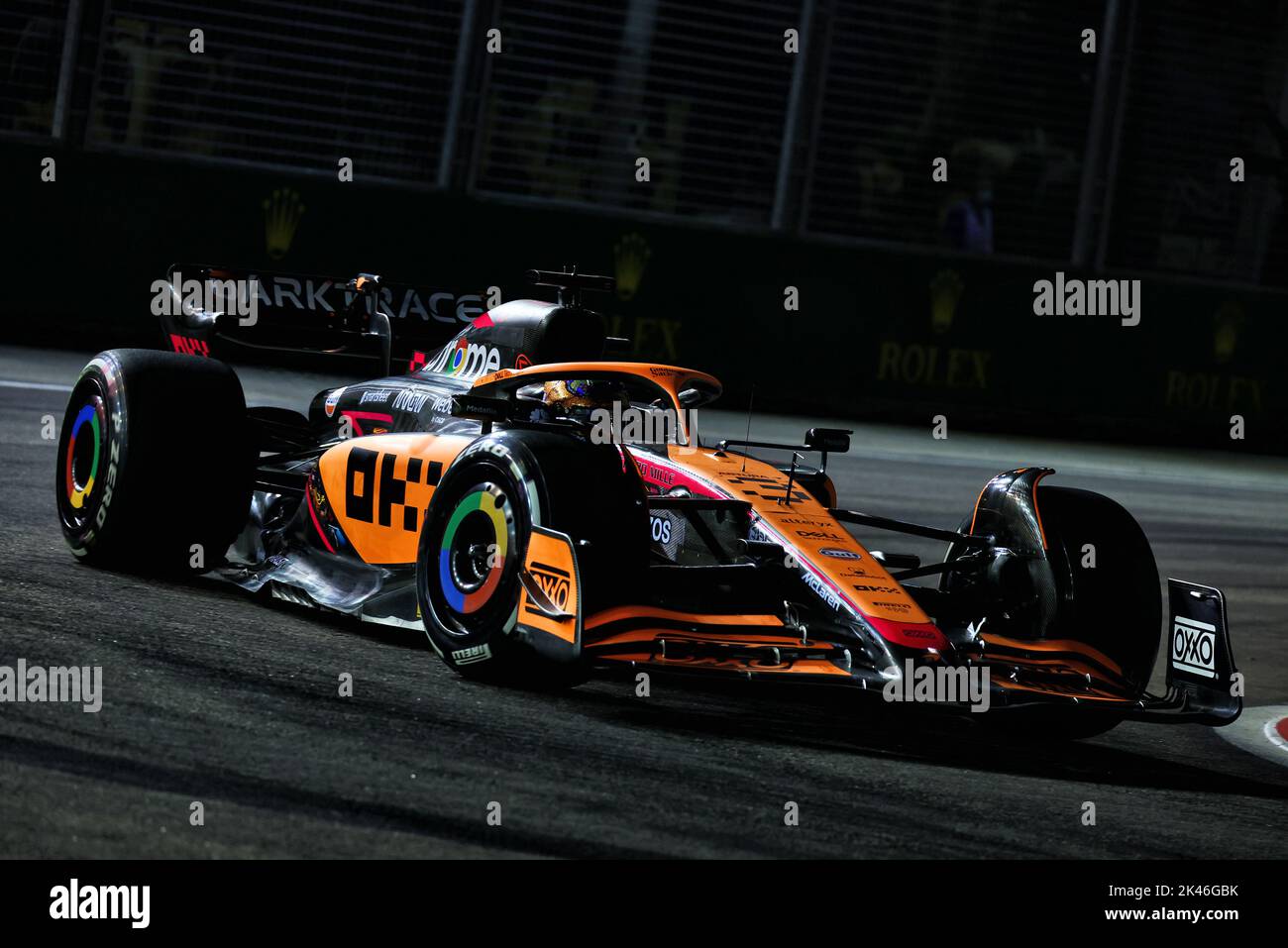 Daniel Ricciardo (AUS) McLaren MCL36. Großer Preis von Singapur, Freitag, 30.. September 2022. Marina Bay Street Circuit, Singapur. Quelle: James Moy/Alamy Live News Stockfoto