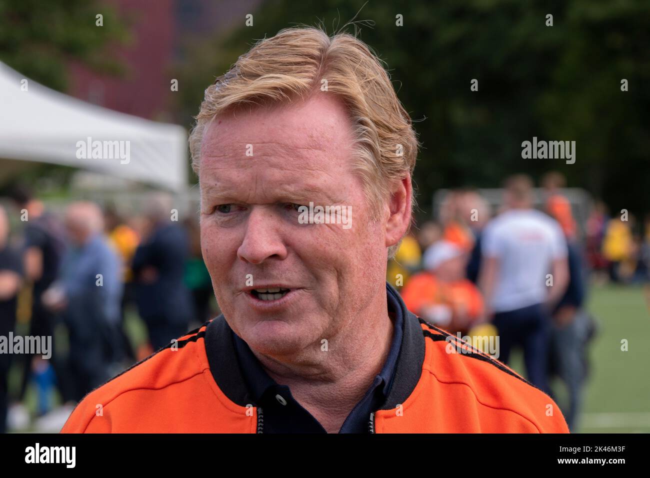 Portrait Ronald Koeman Beim Tag Der Offenen Tür Der Johan Cruijff
