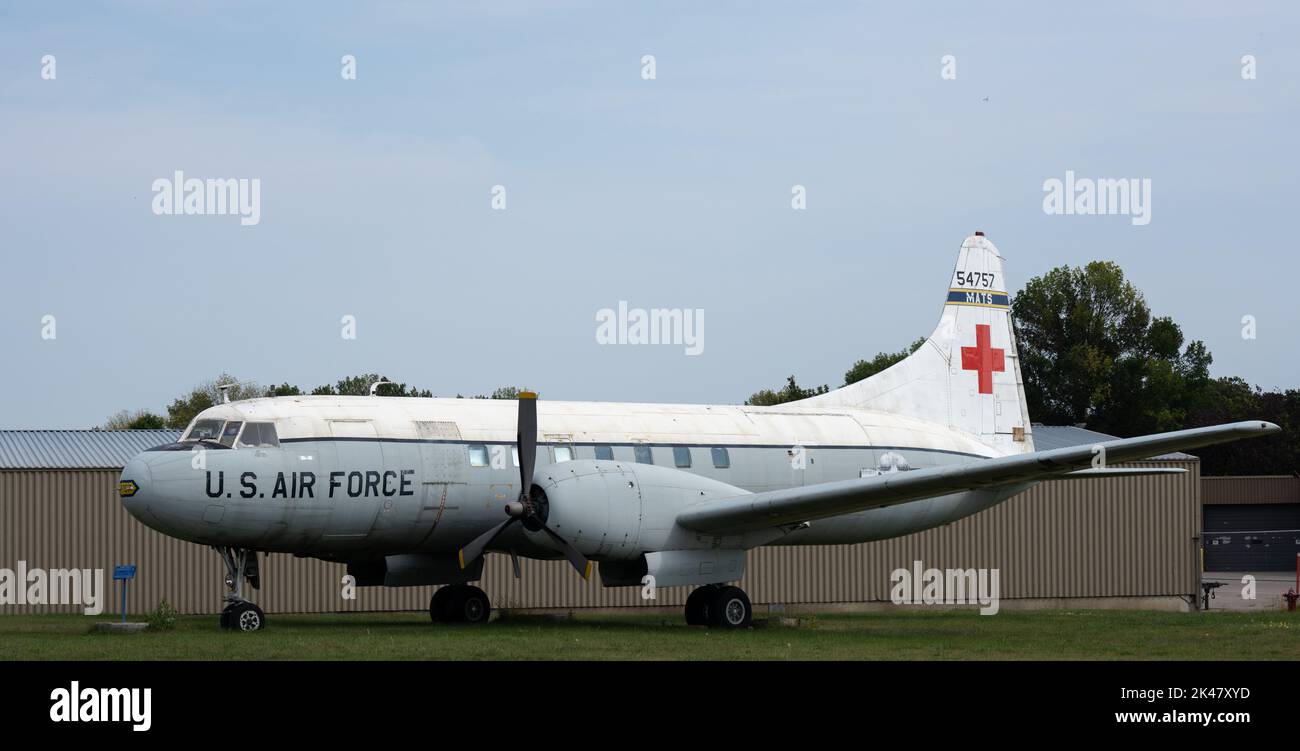Ein Convair C-131H Samaritan im Minnesota Air National Guard Museum Stockfoto