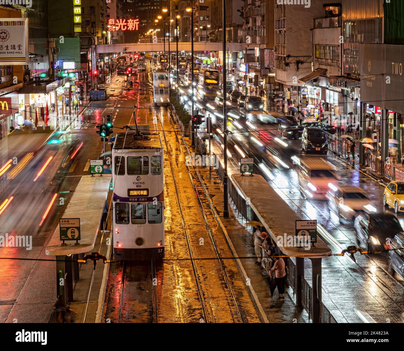 Die berühmten Hongkonger Straßenbahnen, Hongkong, China. Stockfoto