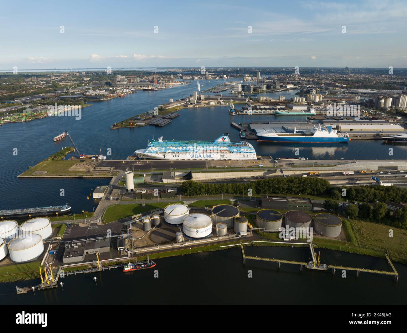 Amsterdam, 29.. September 2022, Niederlande. Aufnahme von Flüchtlingen in Amsterdam Asylbewerber auf einem Kreuzschiff 1000 zusätzliche Flüchtlinge in der Stockfoto