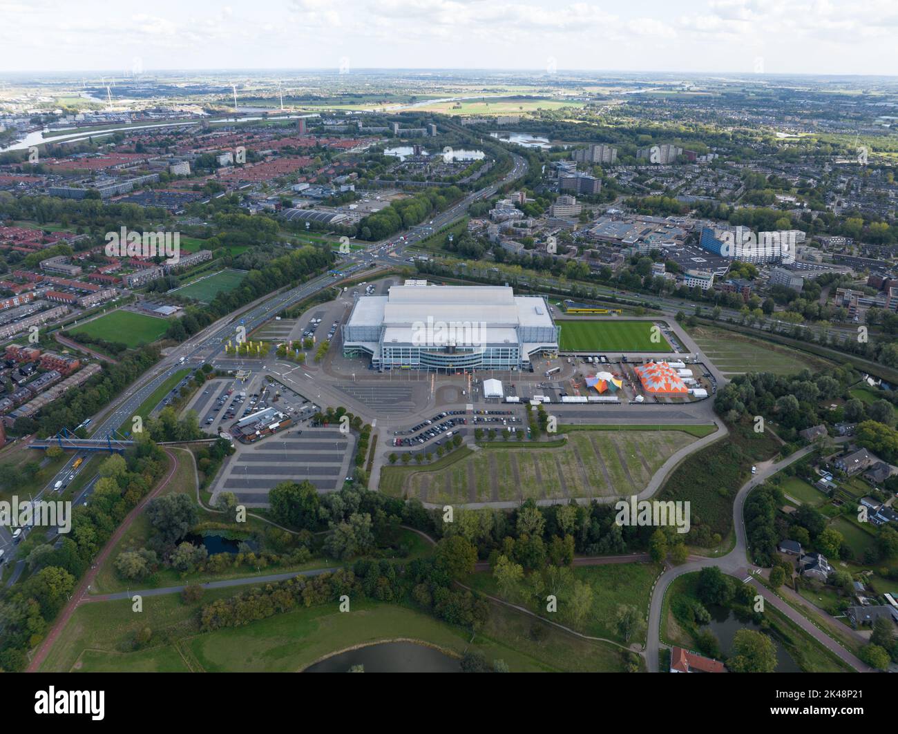 Arnhem 21. vom September 2022, Niederlande. GelreDome ist ein multifunktionales Stadion in Arnhem South. Heimat des Fußballvereins Vitesse. Europäisch Stockfoto