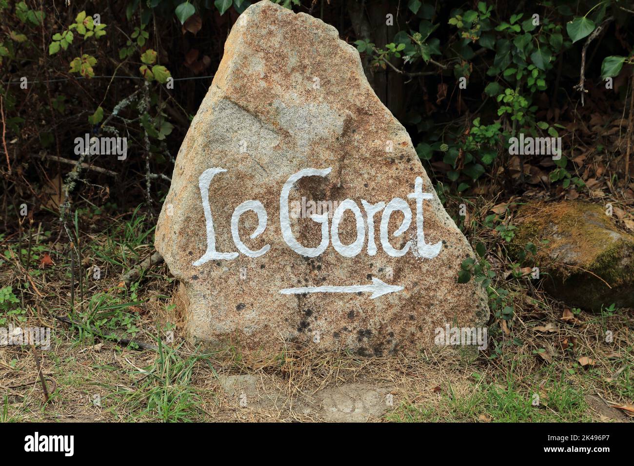 Schild zu Le Goret auf Stein gemalt auf Ile Aux Moines, Golfe du Morbihan, Morbihan, Bretagne, Frankreich Stockfoto