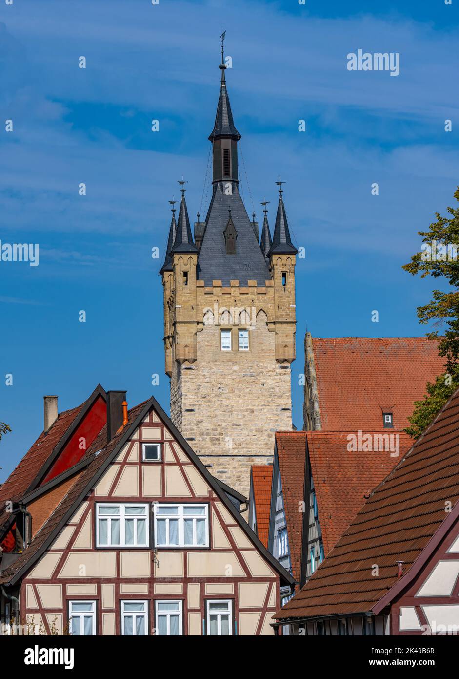 Huser Mit Turm