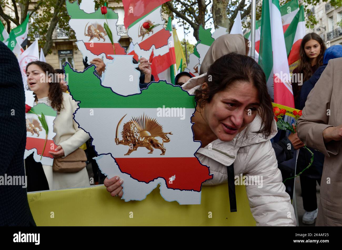 nouveau rassemblement de soutien au peuple iranien qui se révolte contre le régime dictatorial des mollahs Stockfoto
