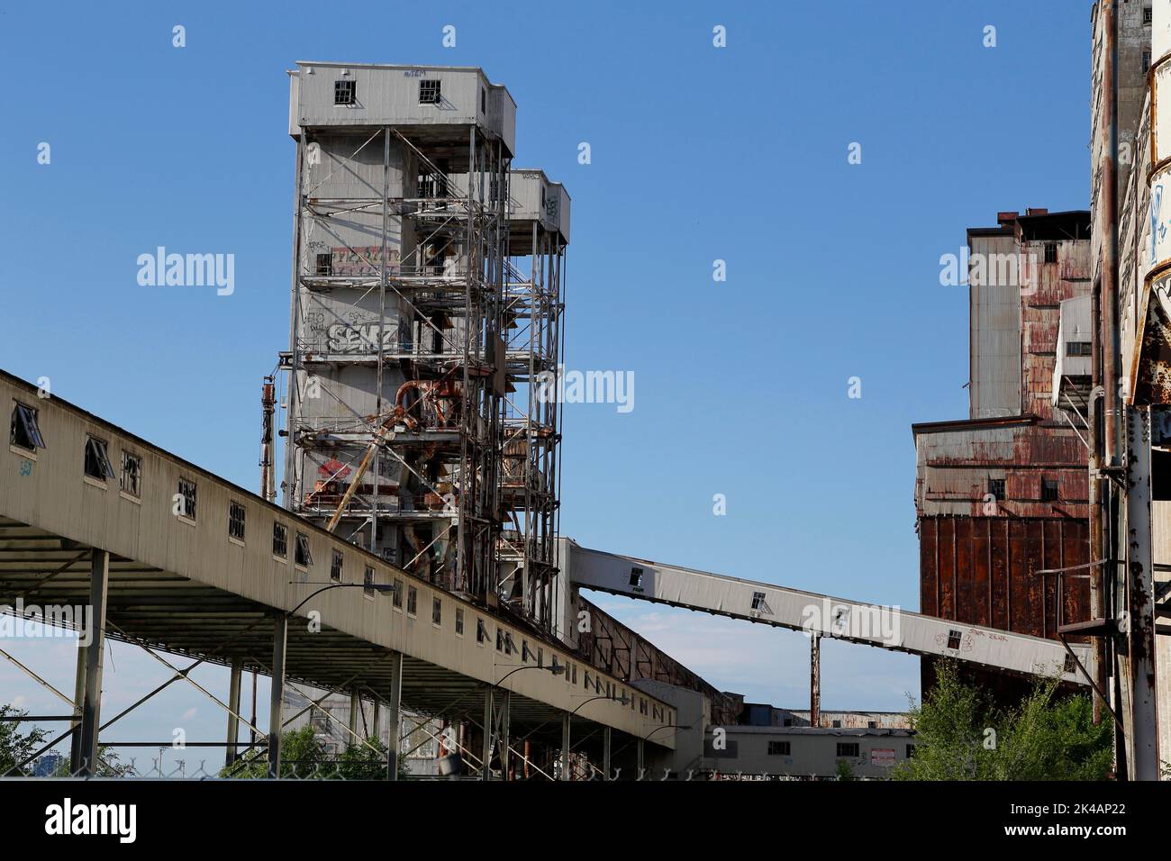 Industriearchitektur, Alter Hafen, Montreal, Provinz Quebec, Kanada Stockfoto
