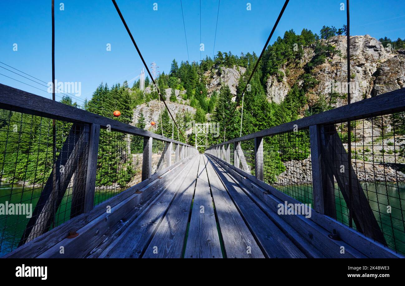 Brücke über Skagit River, North Cascades National Park, Washington State, USA, Nordamerika Stockfoto