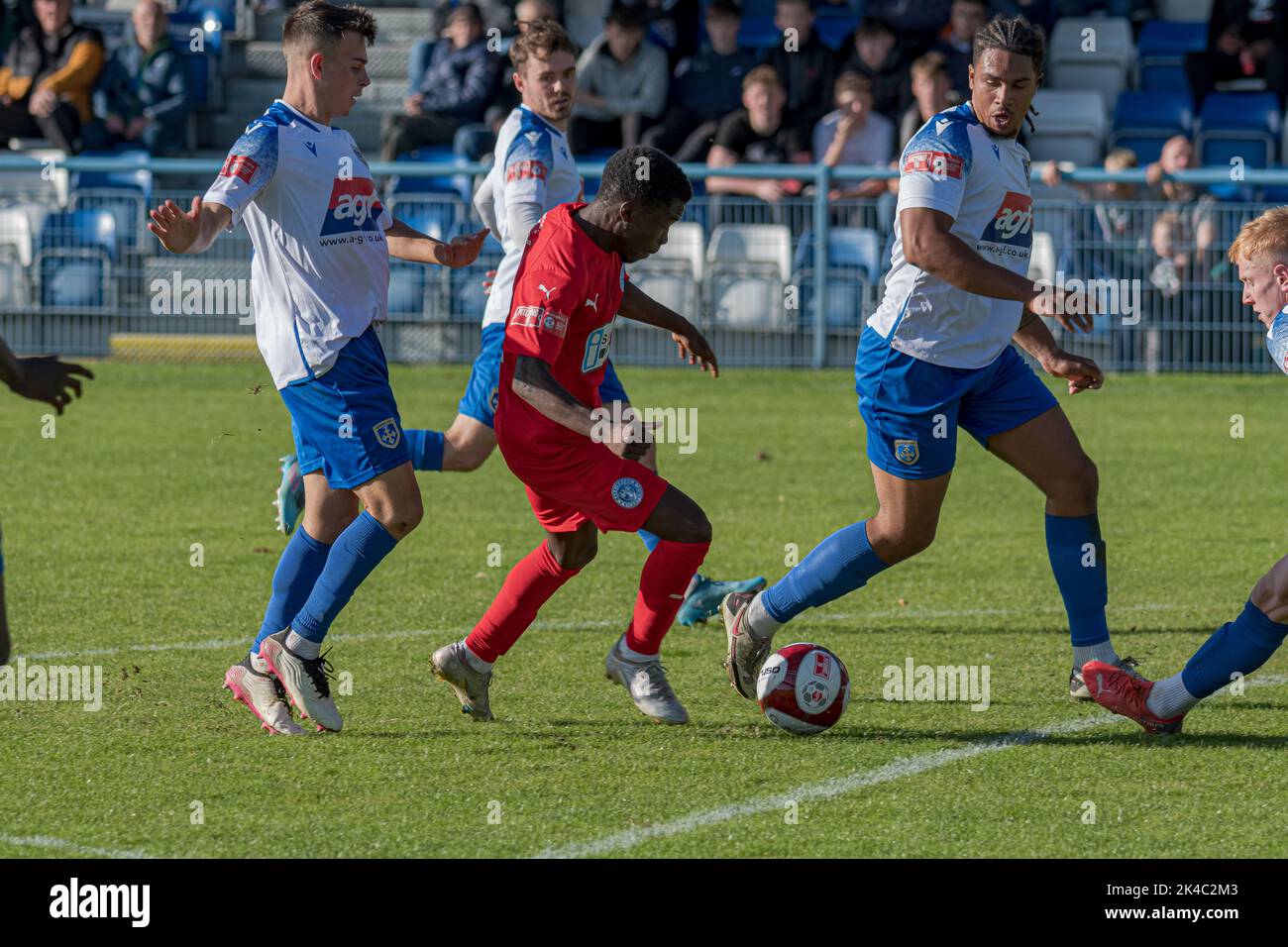 Kelly N'Mai von Salford City als Leihgabe an Warrington Rylands, Nethermoor Park, Guiseley, Leeds, England, 1.. Oktober 2022. Credit Mark Percy/Alamy Stock Stockfoto