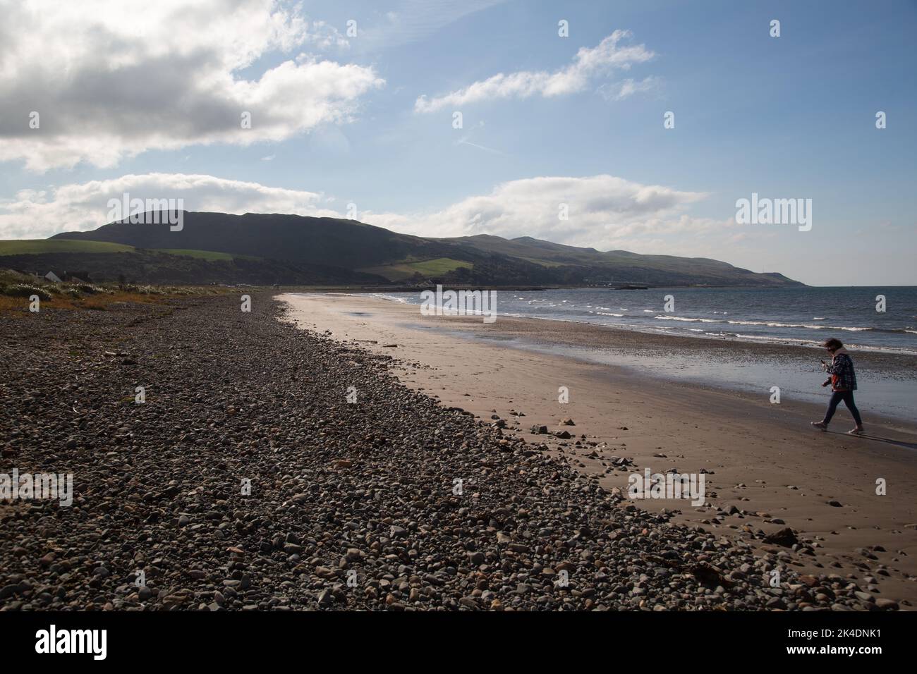 Girvan, Ayrshire, Schottland, September 29. 2022, Blick auf den Sandstrand. Stockfoto