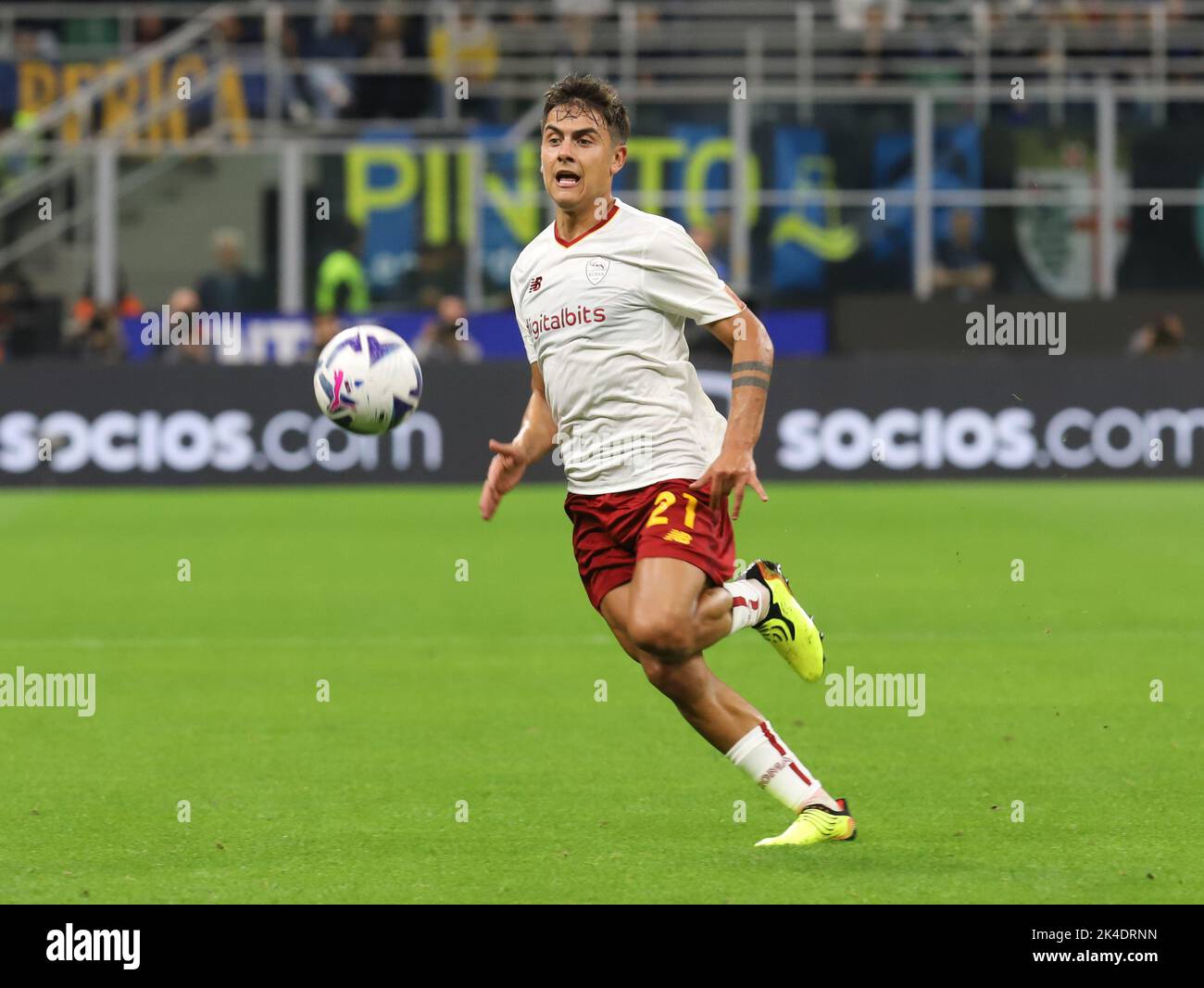 Mailand Oktober 1 2022 G. Meazza Stadium Serie A Tim 2022/23 FC Inter als Roma auf dem Foto :Paulo Dybala Antonio Saia Kredit: Christian Santi/Alamy Live News Stockfoto