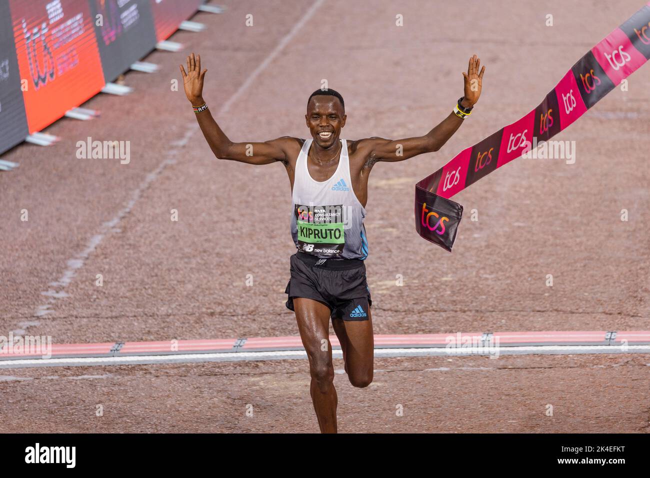 Amos kitruto -Fotos und -Bildmaterial in hoher Auflösung – Alamy