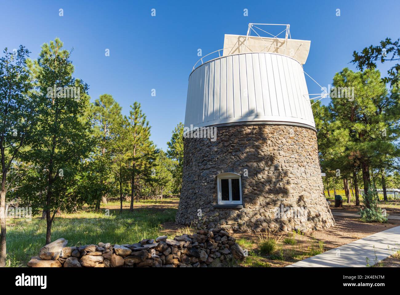 Flagstaff, Arizona, 1. September 2022: Das Pluto Discovery Telescope am Lowell Observatory in Flagstaff, AZ Stockfoto