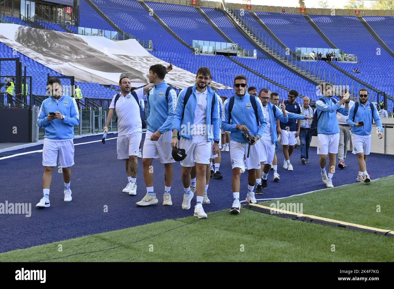 Rom, Italien. 02. Oktober 2022. Die S.S. Lazio Calcio A 8 während der 8. Tag der Serie A Meisterschaft zwischen S.S. Lazio vs Spezia Calcio am 2. Oktober 2022 im Stadio Olimpico in Rom, Italien. Kredit: Unabhängige Fotoagentur/Alamy Live Nachrichten Stockfoto