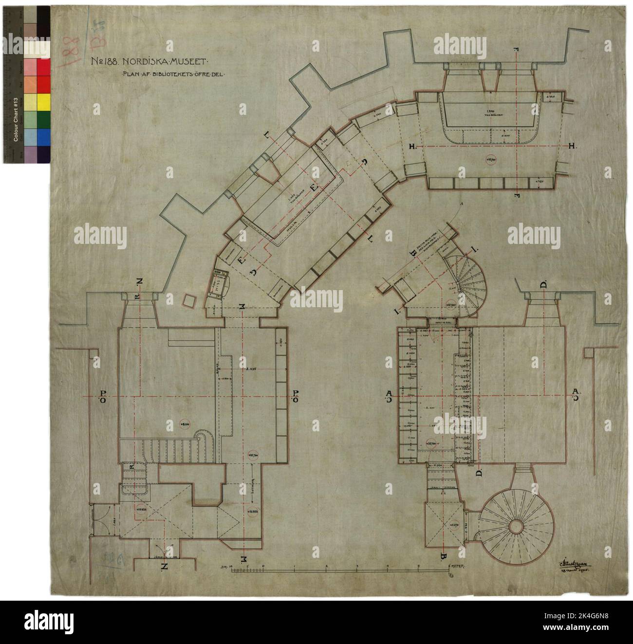 Zeichnung auf Webstruktur über dem Hauptgebäude des Nordischen Museums. Plan des oberen Teils der Bib-Haftung. Dieses Zimmer ist gleich wie das Zimmer im Zentrum dekoriert. Fahrstuhl. Planen. Bibliothek und Eingang Sonne. 76 x 76 cm. Tusche, rot, braun, blau und gelb. Linienzeichnung. In Gust Clason 28. April 1905. Nordisch Stockfoto