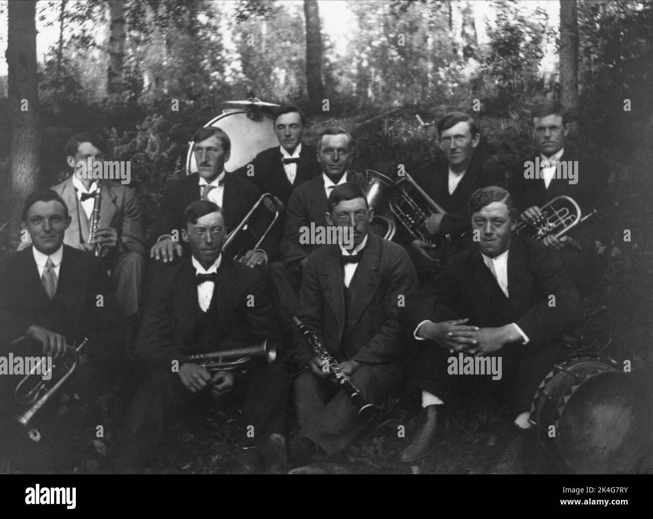 Lima Music Choir, Britt Edvin, Emil Samuelsson, Leonard Hansson, Mill-Johan Olsson, Viktor Majanis, Tomt E. Olsson, Emil Hansson, Gottfrid Karelius, Olle Karelius, Edvard Karelius bei der Hochzeit von Valdemar Samuelsson im Jahr 1917. Nordisch Stockfoto