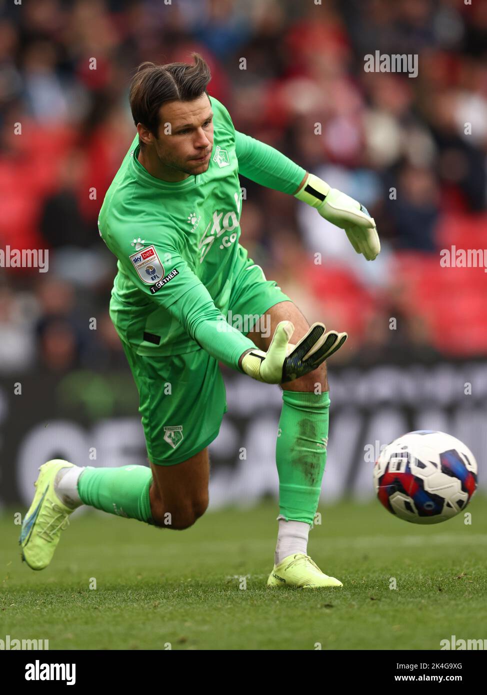 Stoke, Großbritannien. 2. Oktober 2022. Daniel Bachmann von Watford während des Sky Bet Championship-Spiels im bet365 Stadium, Stoke. Bildnachweis sollte lauten: Darren Staples/Sportimage Credit: Sportimage/Alamy Live News Stockfoto