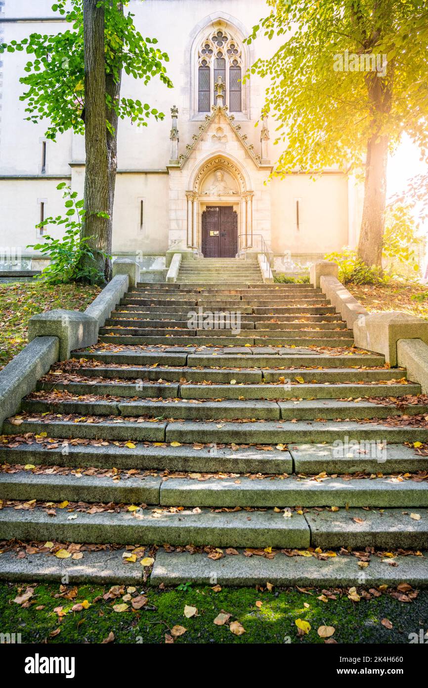 Kirche des heiligen Franz von Assisi an sonnigen Sommertagen Stockfoto