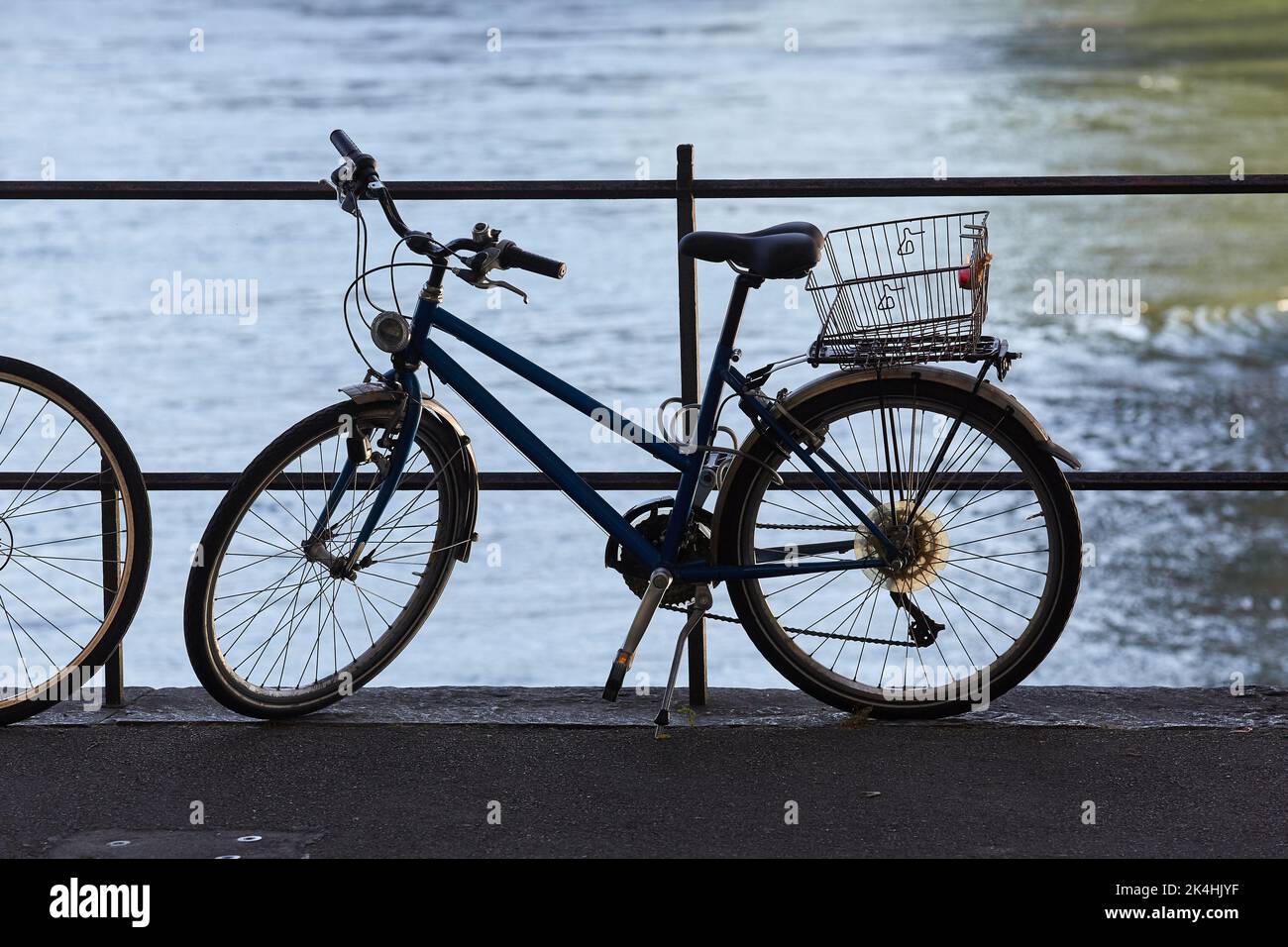 Fahrrad auf einer Straße Stockfoto