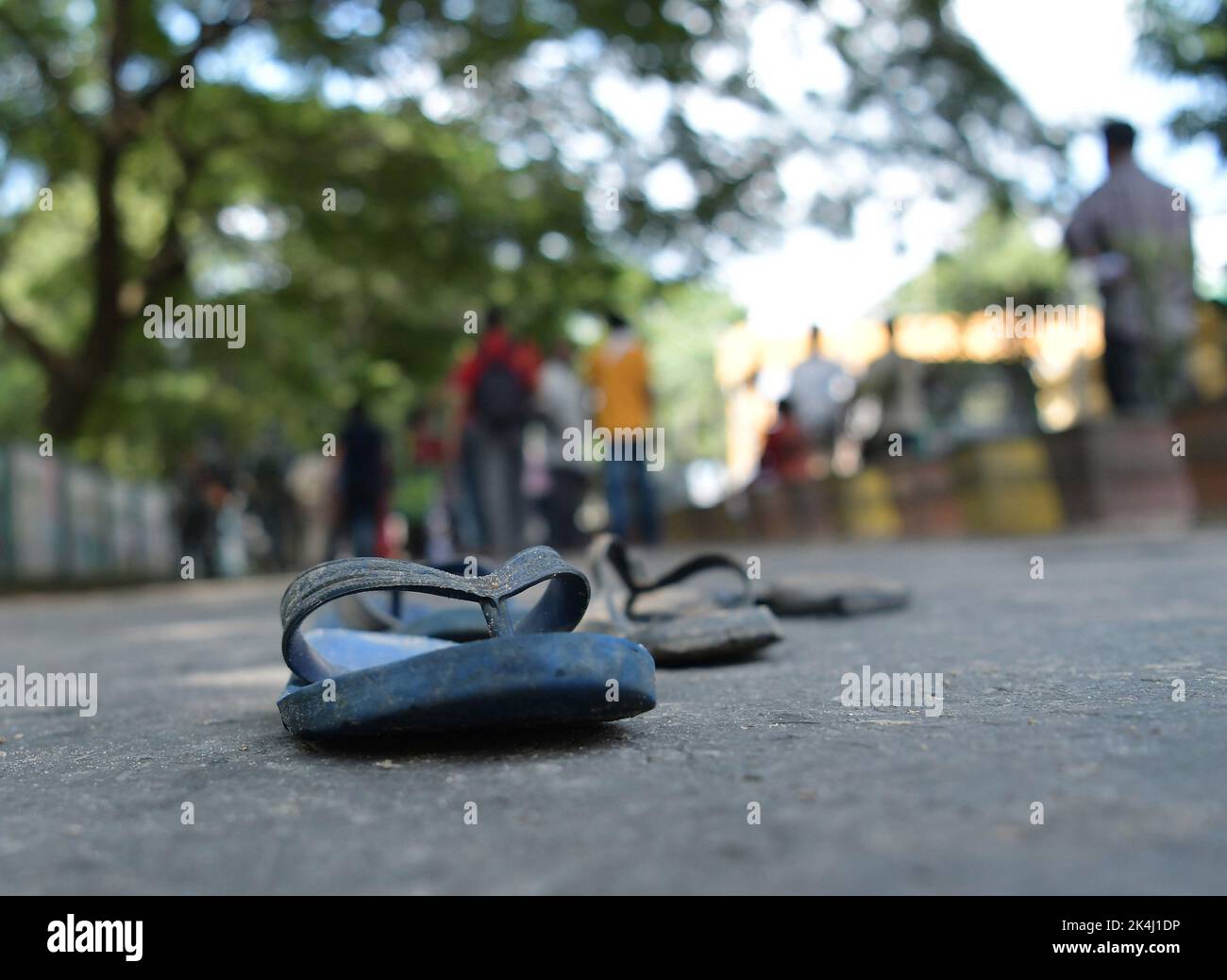 Lehrer bei einem Handgemenge mit der Polizei während eines „Maharakan Abhiyan“-Protests gegen die Regierung für die 10.323 gekündigten Lehrer in Agartala. Tripura, Indien. Stockfoto