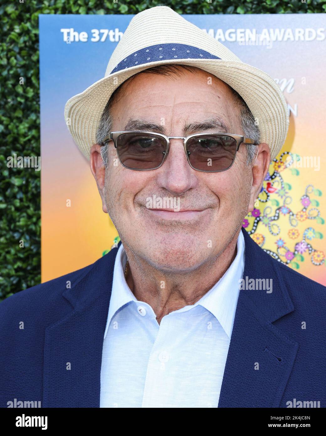 Los Angeles, Usa. 02. Oktober 2022. LOS ANGELES, KALIFORNIEN, USA - 02. OKTOBER: Kenny Ortega kommt bei den jährlichen Imagen Awards 37. an, die am 2. Oktober 2022 auf der LA Plaza de Cultura y Artes in Los Angeles, Kalifornien, USA, verliehen wurden. (Foto von Xavier Collin/Image Press Agency) Quelle: Image Press Agency/Alamy Live News Stockfoto