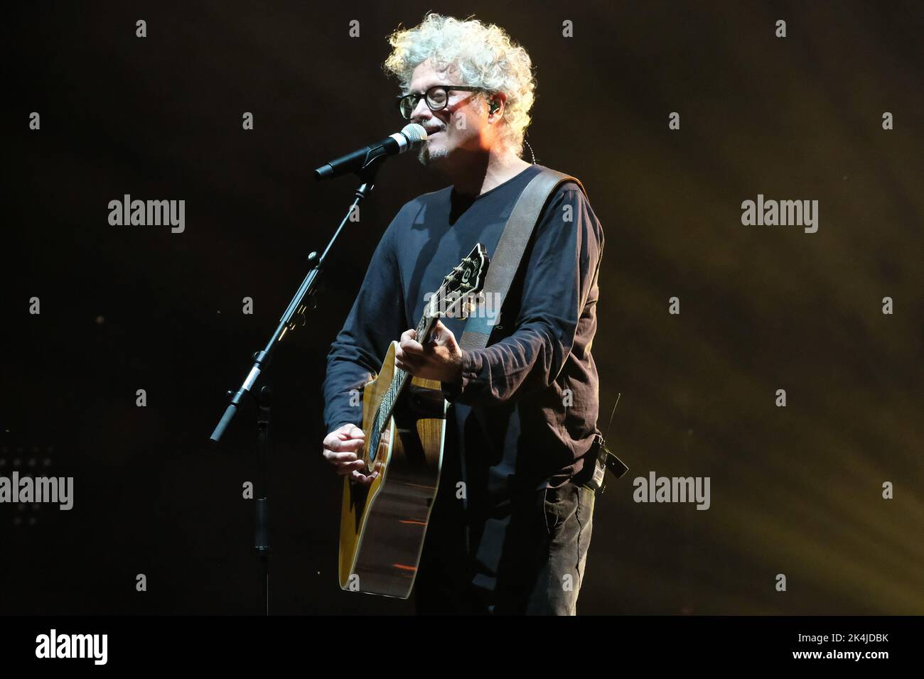 Arena di Verona, Verona, Italien, 02. Oktober 2022, Niccolo Fabi während des Niccolo Fabi - Italienischer Sänger Musikkonzert Stockfoto