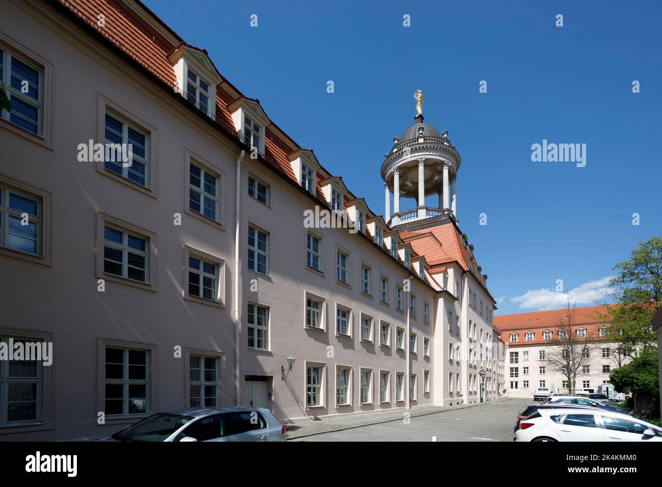 stiftung-gro-es-waisenhaus-in-potsdam-im-geb-udekomplex-des-ehemaligen