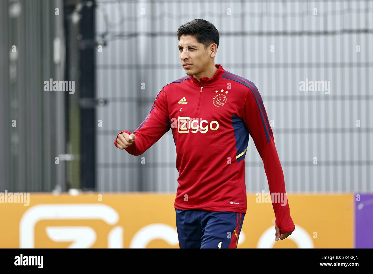 AMSTERDAM - Edson Alvarez von Ajax während des Trainings vor dem Champions-League-Spiel zwischen Ajax Amsterdam und SSC Napoli am 3. Oktober 2022 im Sportkomplex de Toekomst in Amsterdam, Niederlande. ANP MAURICE VAN STEEN Stockfoto