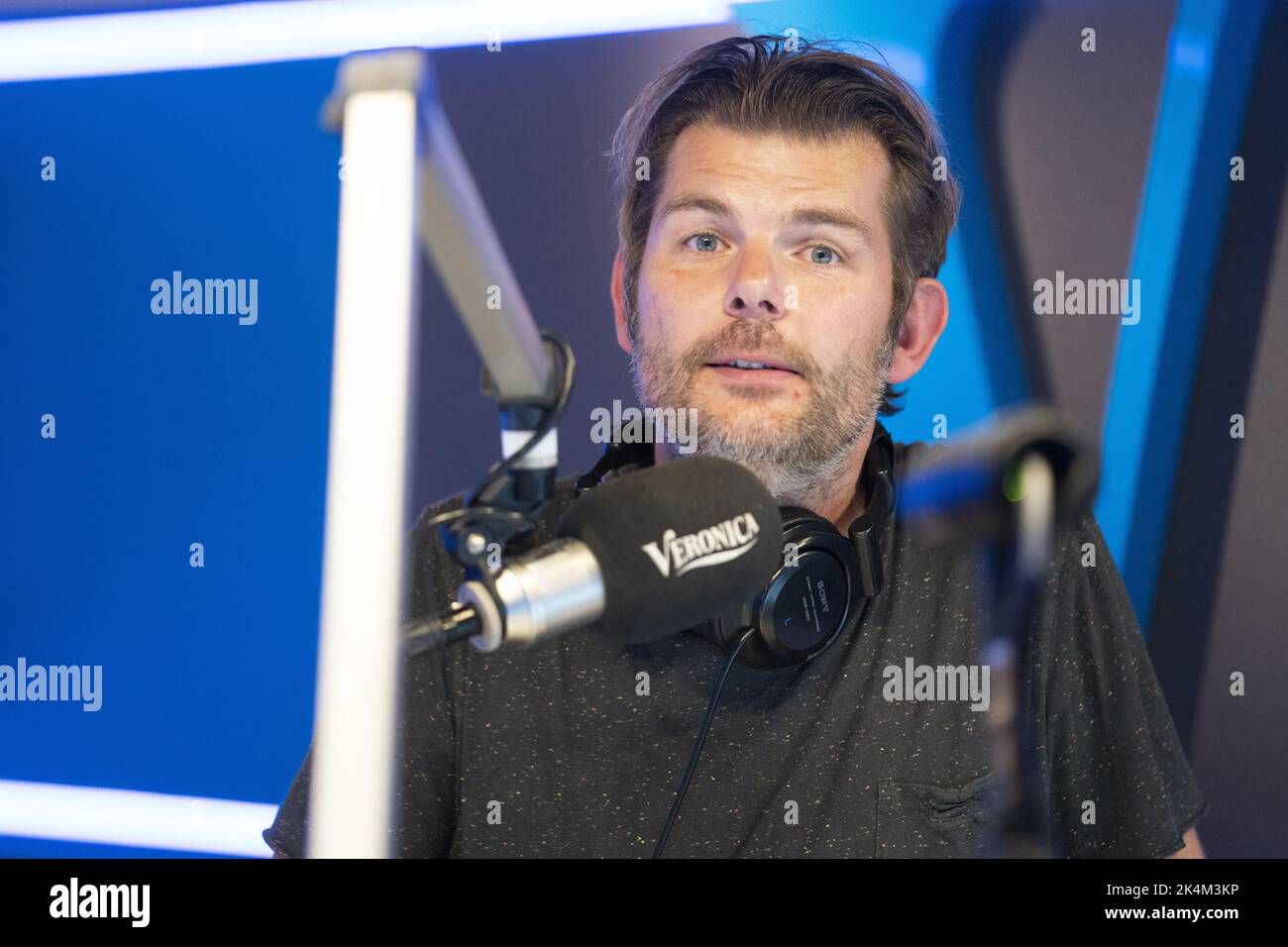 20221003 165816 HILVERSUM DJ Sander Lantinga im Studio von Radio