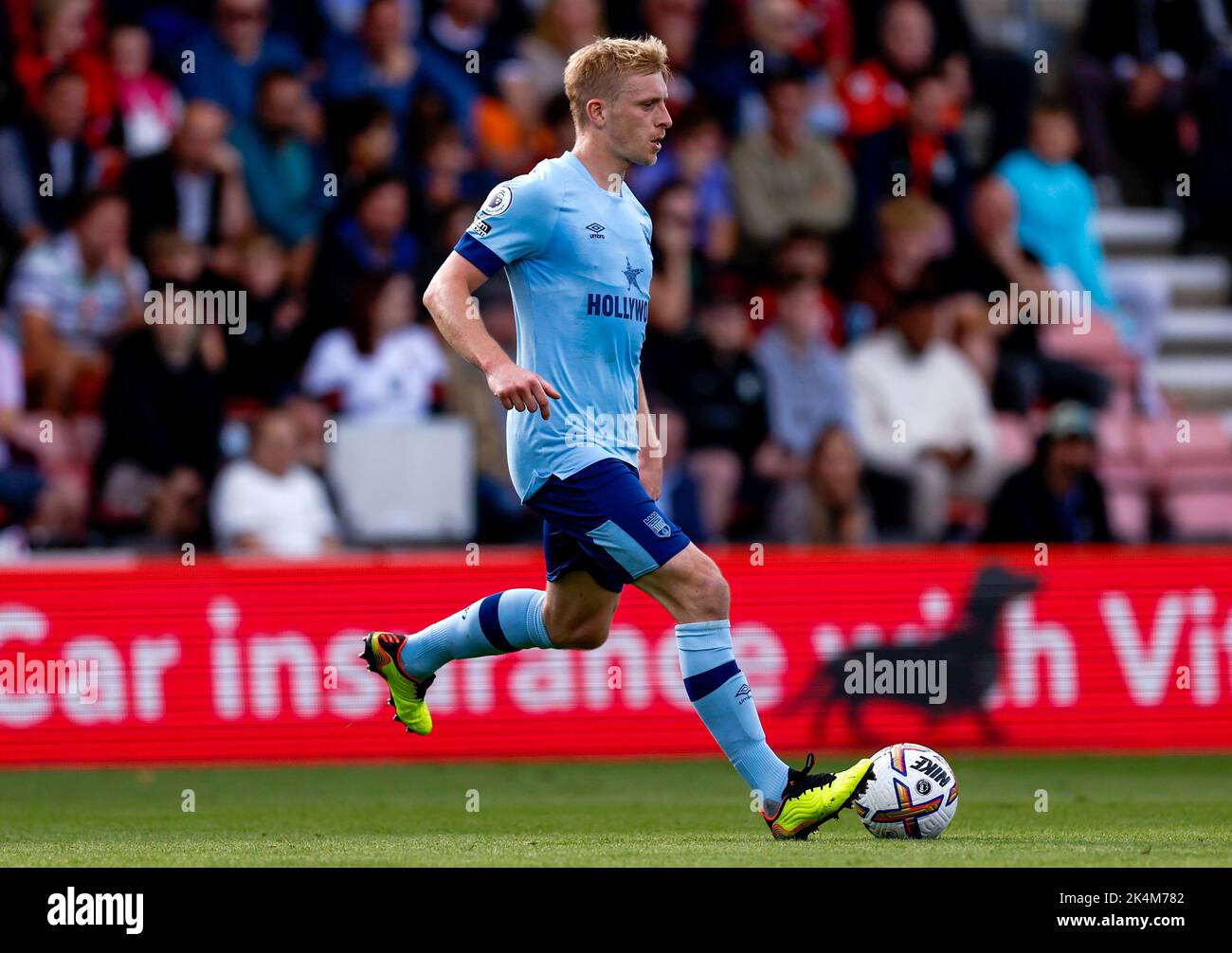 Ben Mee von Brentford in Aktion während des Spiels der Premier League im Vitality Stadium, Bournemouth. Bilddatum: Samstag, 1. Oktober 2022. Stockfoto