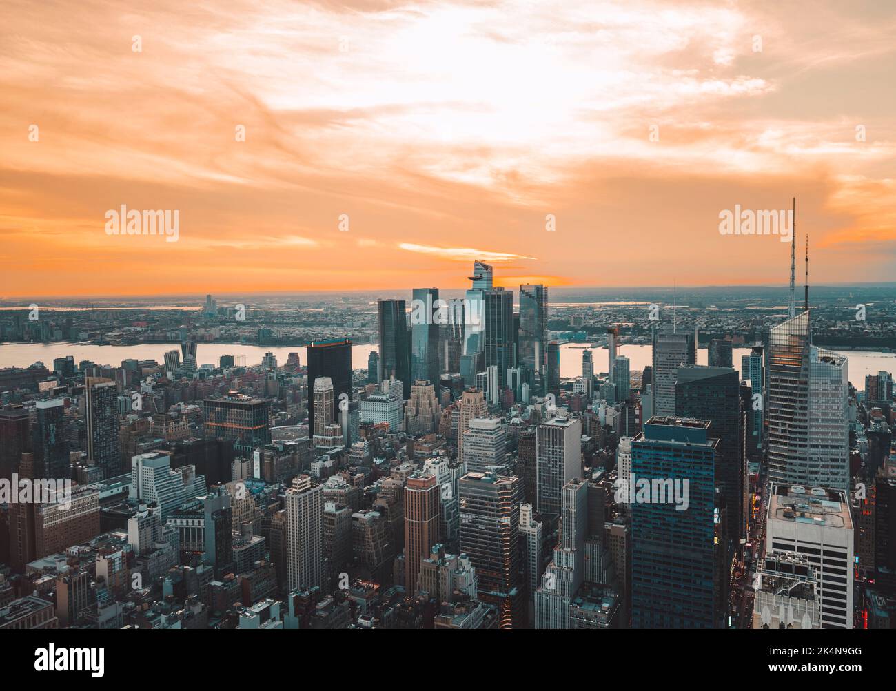 Skyline bei Sonnenuntergang Panoramablick auf Manhattan, New York Stockfoto