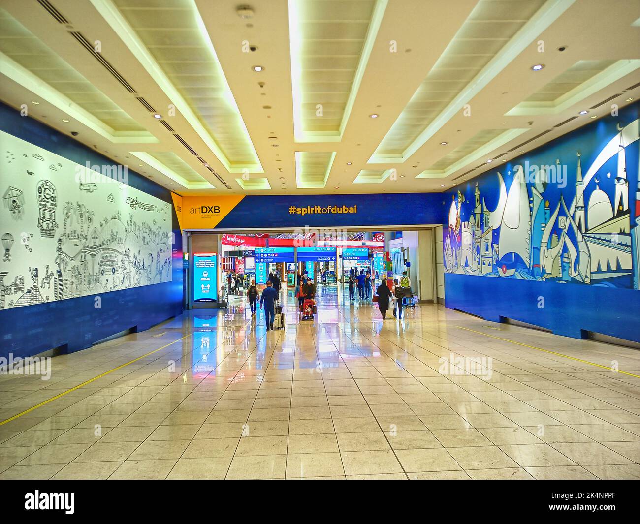 Dubai International Air Port intry free Shops, Dubai Duty free, Duty Free dubai, dubai Airport, dubai Airport Shopping, dubai Shopping Festival Stockfoto