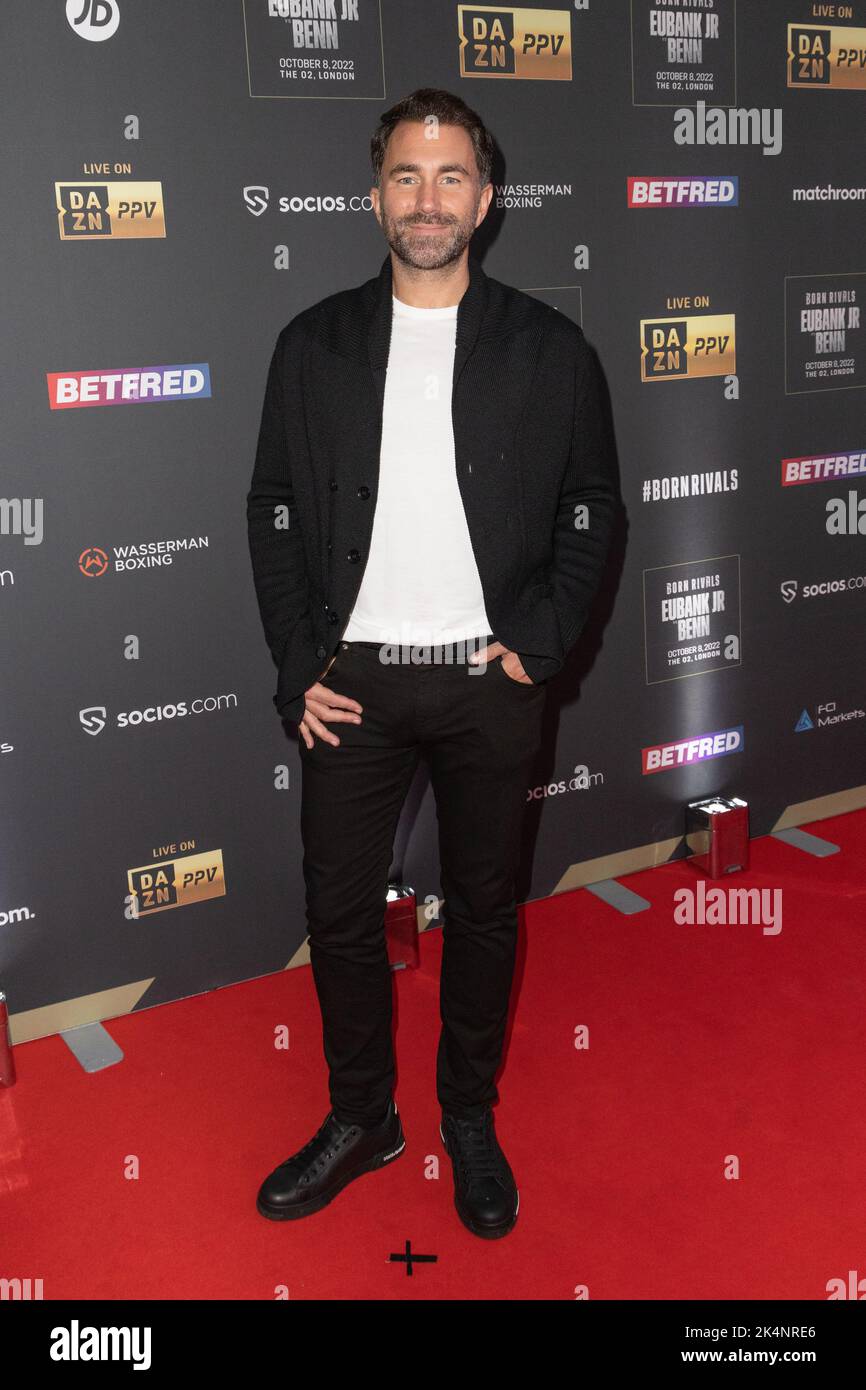 London, Großbritannien. 03. Oktober 2022. Eddie Hearn nimmt an der Chris Eubank Jr gegen Conor Benn Matchroom und der Wasserman Fight Week Launch Party in Outernet, London, Teil. (Foto: Phil Lewis/SOPA Images/Sipa USA) Quelle: SIPA USA/Alamy Live News Stockfoto