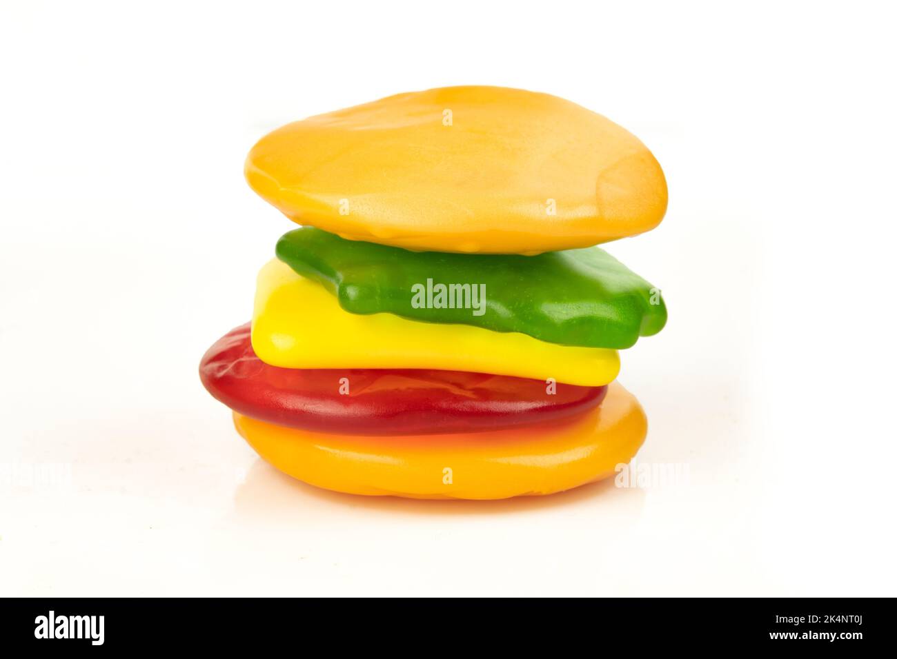 Bunte Burger suchen Gelee Süßigkeiten für Kinder isoliert auf weißem Hintergrund Stockfoto