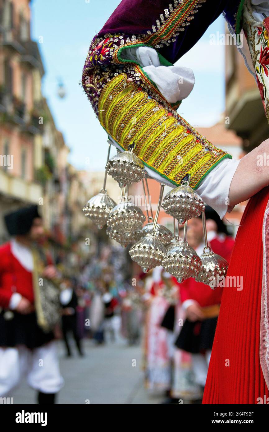 Cagliari, Ittiri Dress e Jewel, Sant'Efisio traditionelle Veranstaltung, das wichtigste religiöse Fest in Sardinien, Italien, Europa Stockfoto