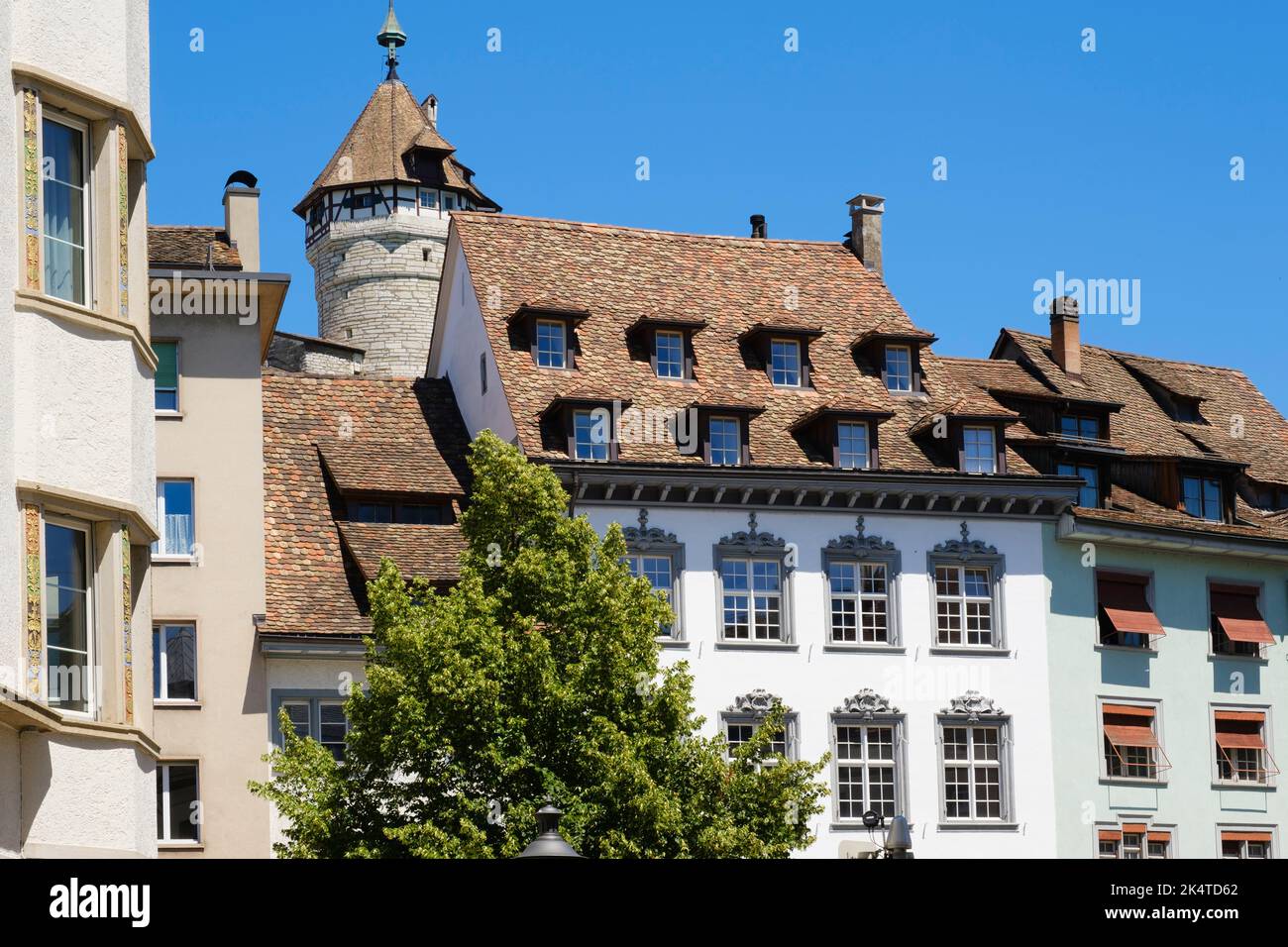 Bau Und Turm Der Munot Stadtfestung In Der Altstadt, Schaffhausen, Kanton Schaffhausen, Schweiz, Europa Stockfoto