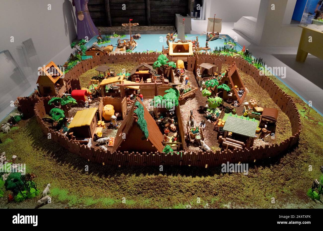 Playmobil castle -Fotos und -Bildmaterial in hoher Auflösung – Alamy