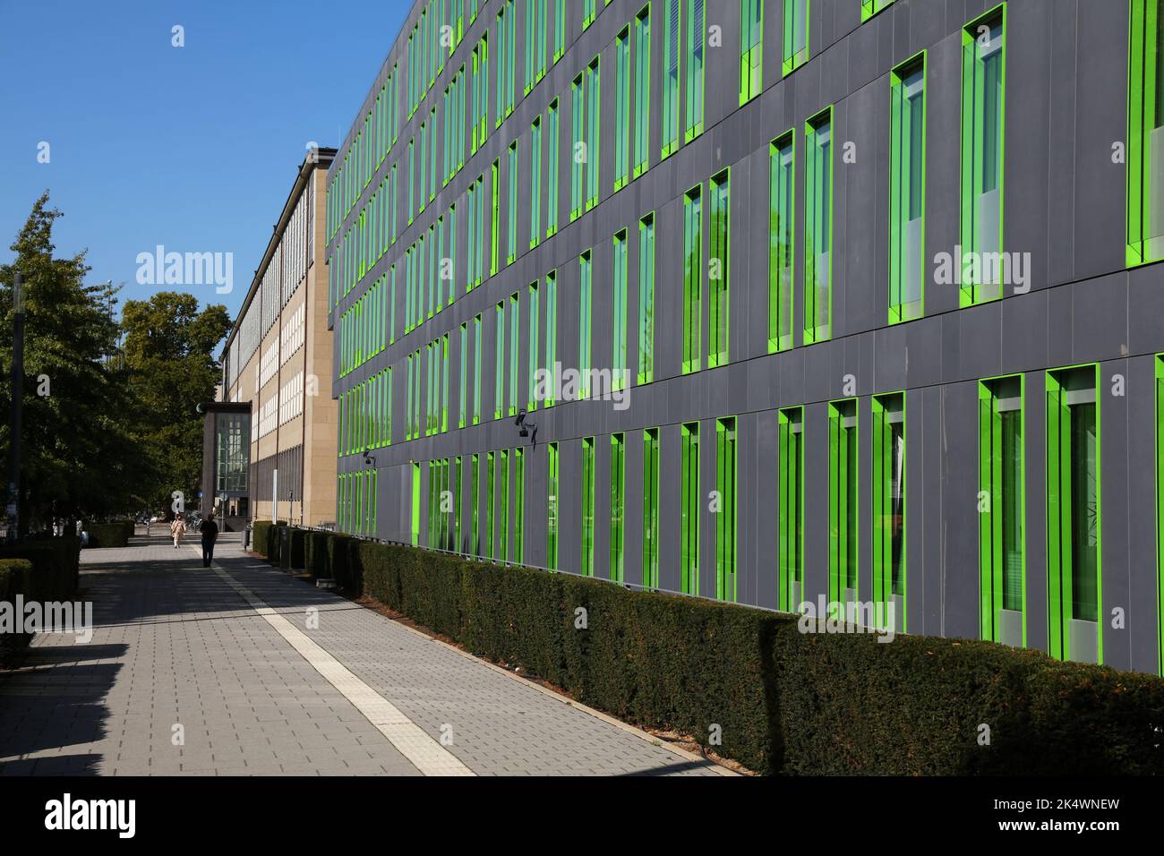 KÖLN, DEUTSCHLAND - 21. SEPTEMBER 2020: Gebäude der Universität zu Köln, Deutschland. Gegründet im Jahr 1388, ist die Universität eine der ältesten pädagogischen Stockfoto