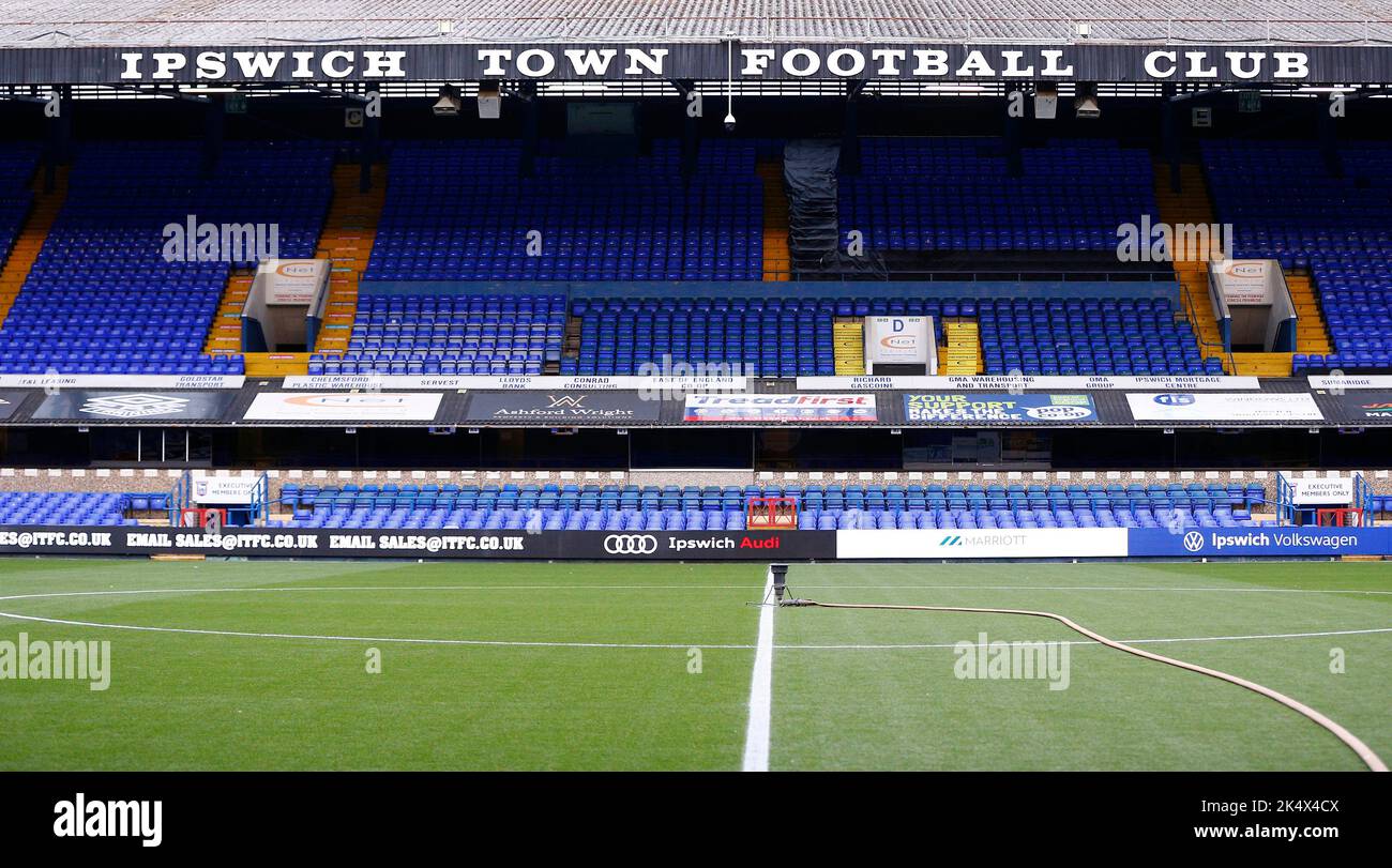 Ipswich, Großbritannien. 04. Oktober 2022. Ein Blick auf den Boden vor der Sky Bet League ein Spiel zwischen Ipswich Town und Cambridge United in der Portman Road am 4. 2022. Oktober in Ipswich, England. (Foto von Mick Kearns/phcimages.com) Credit: PHC Images/Alamy Live News Stockfoto